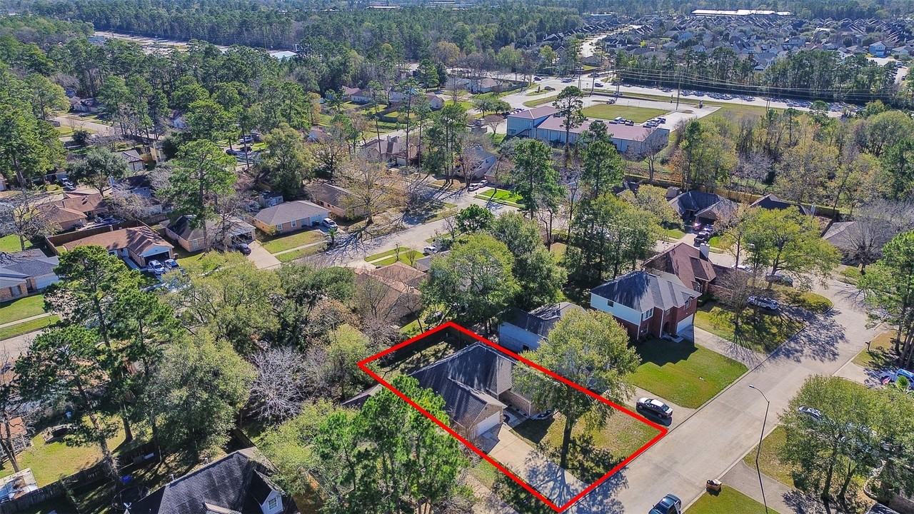 206 Doncaster St - Photo 3 of 35
