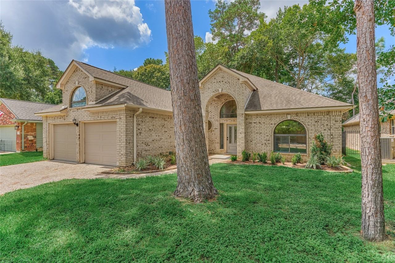 13707 Fountainview Dr - Photo 5 of 50