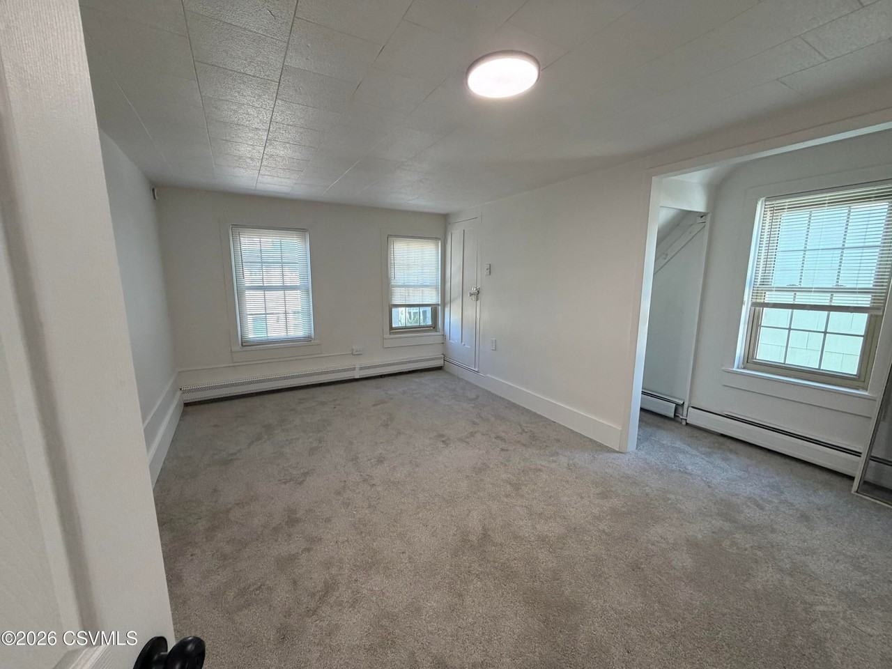 154 E 4th St - Photo 5 of 15