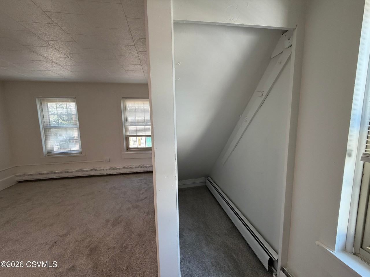 154 E 4th St - Photo 6 of 15
