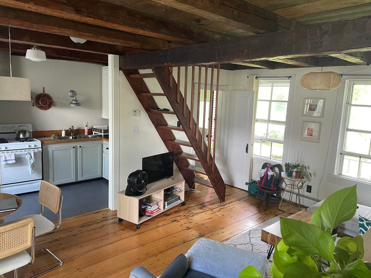 38 Sunset St - Photo 5 of 14