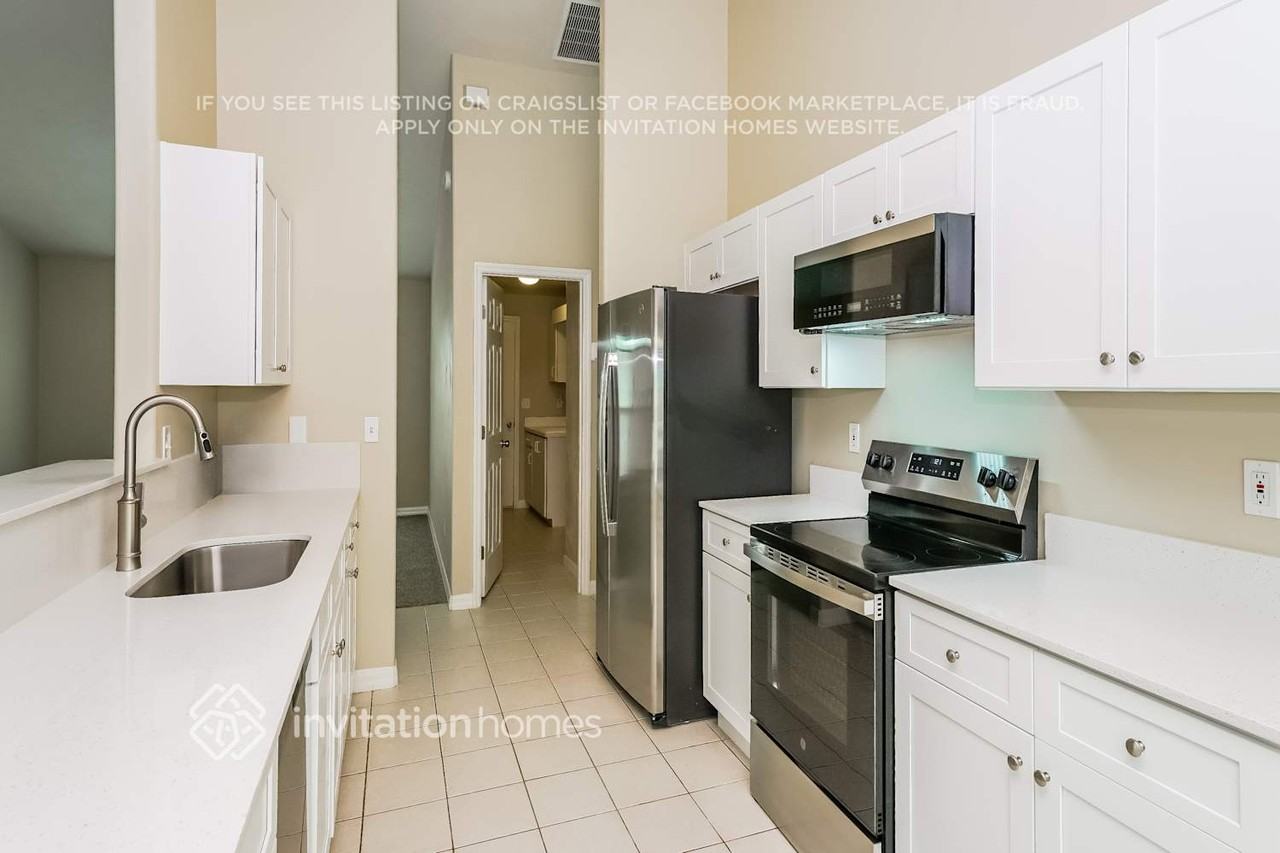 2720 Turnbull Estates Dr - Photo 6 of 17