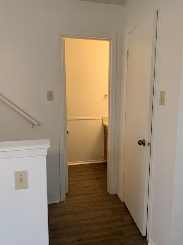 Las Colinas Apts. - Photo 4 of 49