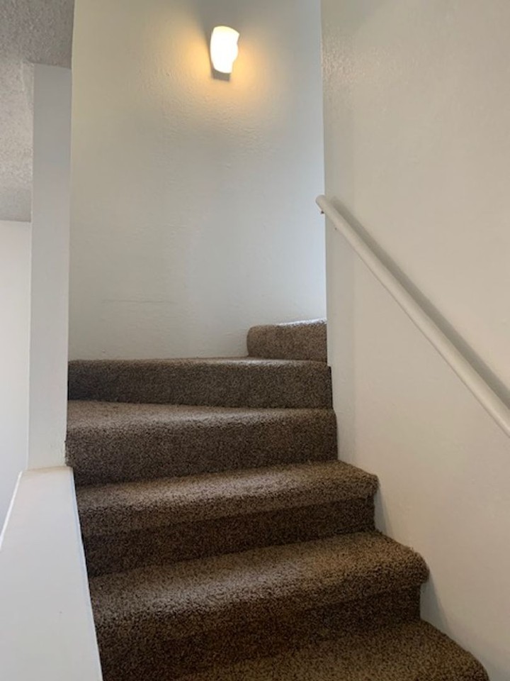 Las Colinas Apts. - Photo 5 of 49