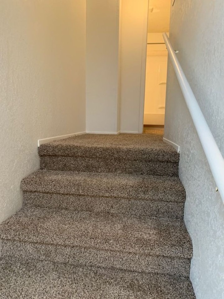 Las Colinas Apts. - Photo 6 of 49
