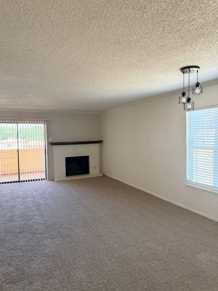 Quail Creek Apts. - Photo 2 of 8