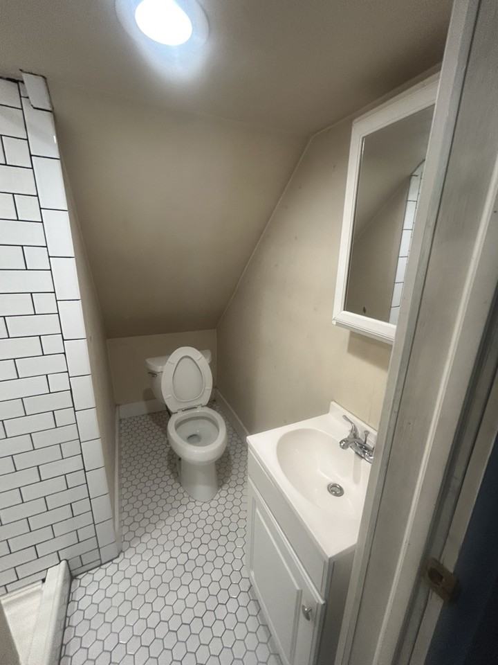 4162 W Girard Ave - Photo 2 of 5