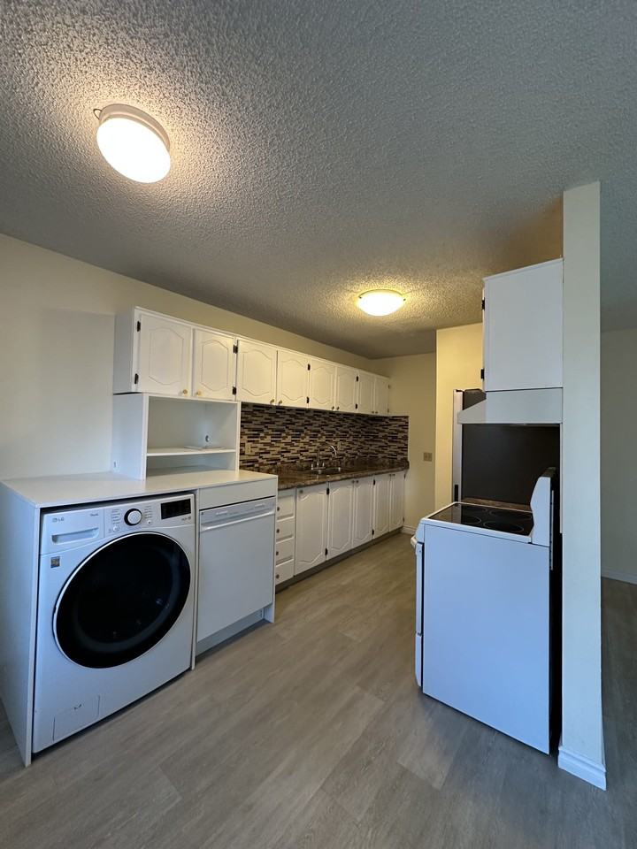 3615 49 Street Northwest #603a - Photo 5 of 12