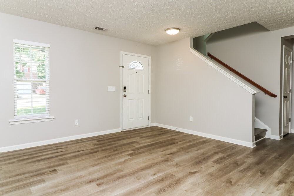 495 Branch Valley Dr - Photo 5 of 17