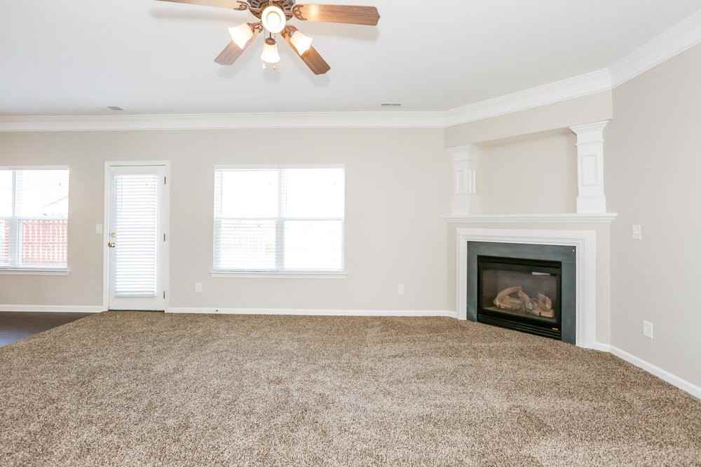 4823 Sunburst Ln - Photo 2 of 17