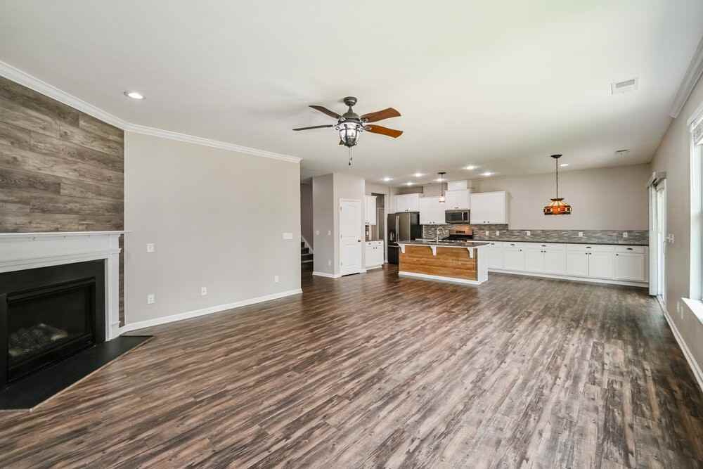 1326 Aurora Ct - Photo 6 of 17