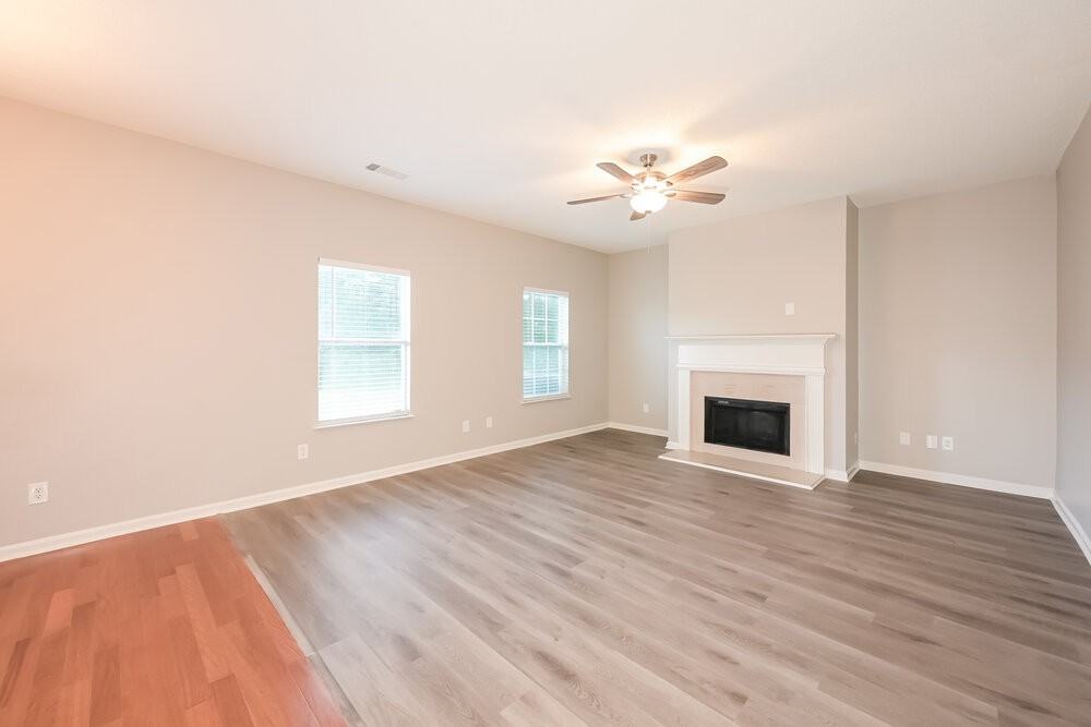 2115 Palatine Pl - Photo 7 of 17