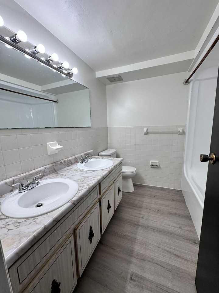 450 Market St #25 - Photo 7 of 13