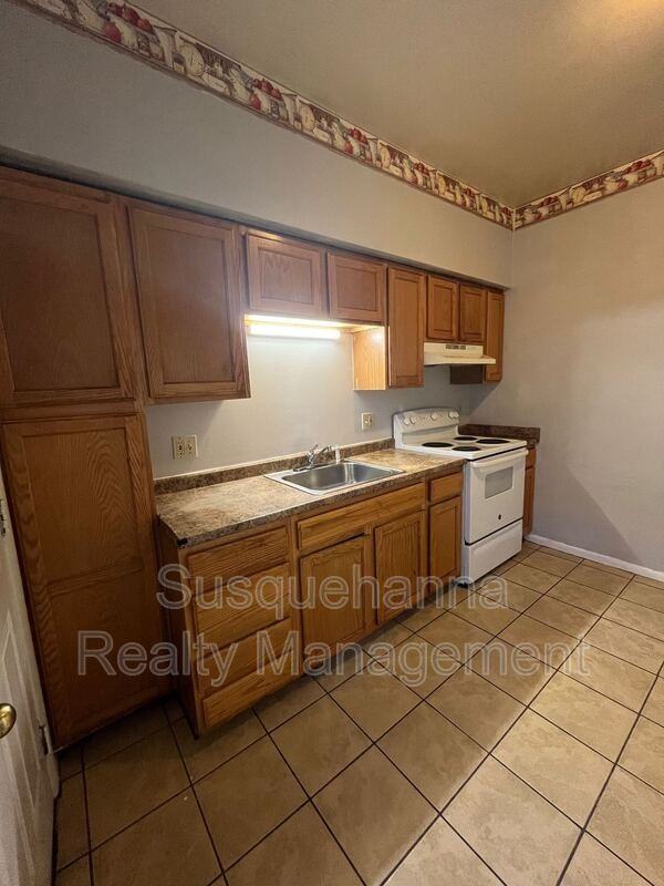 339 S 15th St - Photo 7 of 17