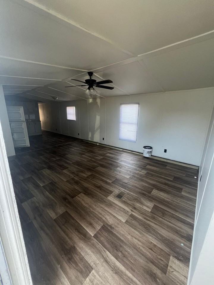57 Lakeshore Dr - Photo 2 of 32