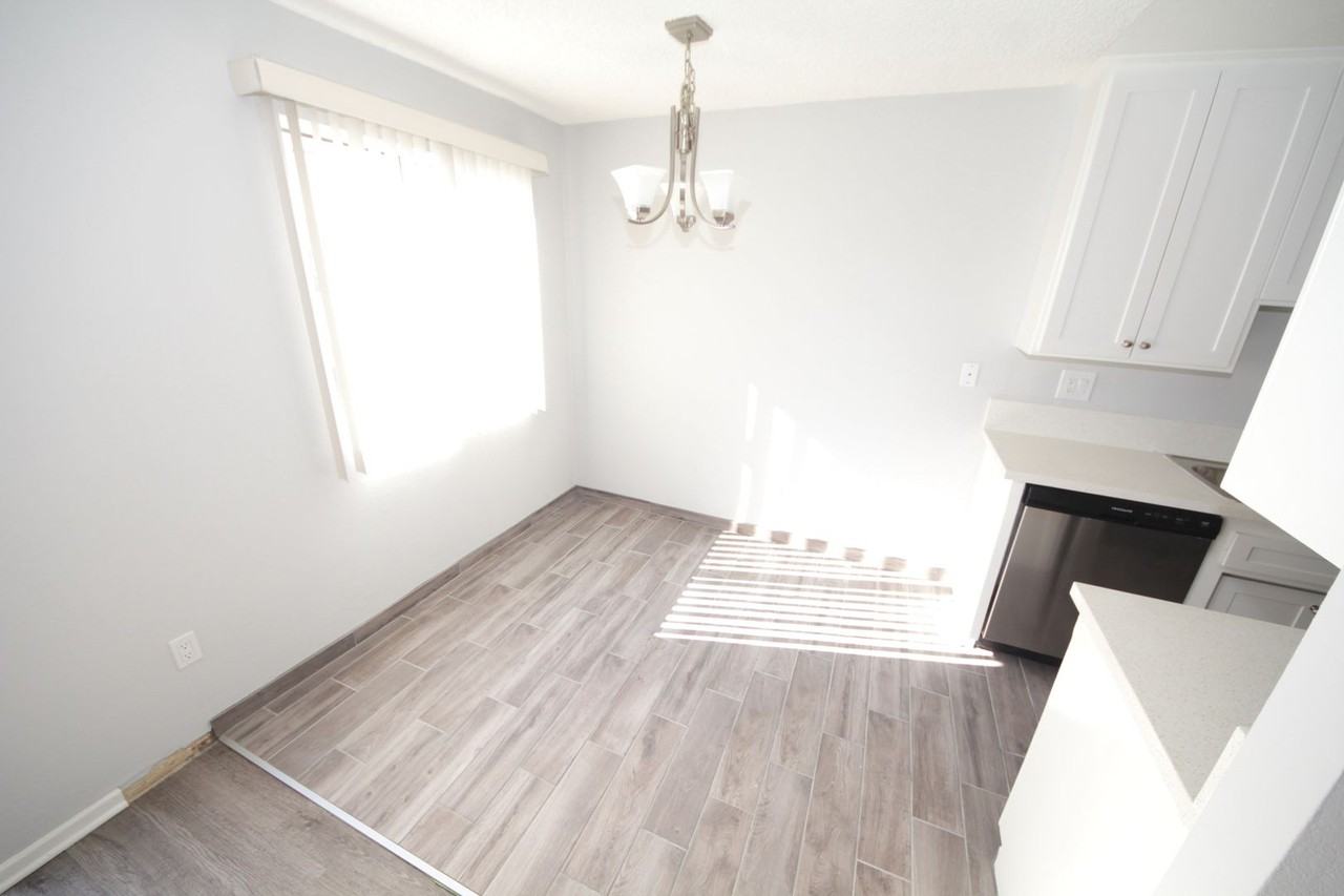Mitchell Arms Apts. - Photo 3 of 23