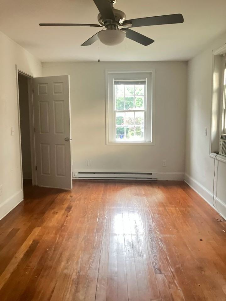 1803 1803 E Sixth #9 - Photo 3 of 6