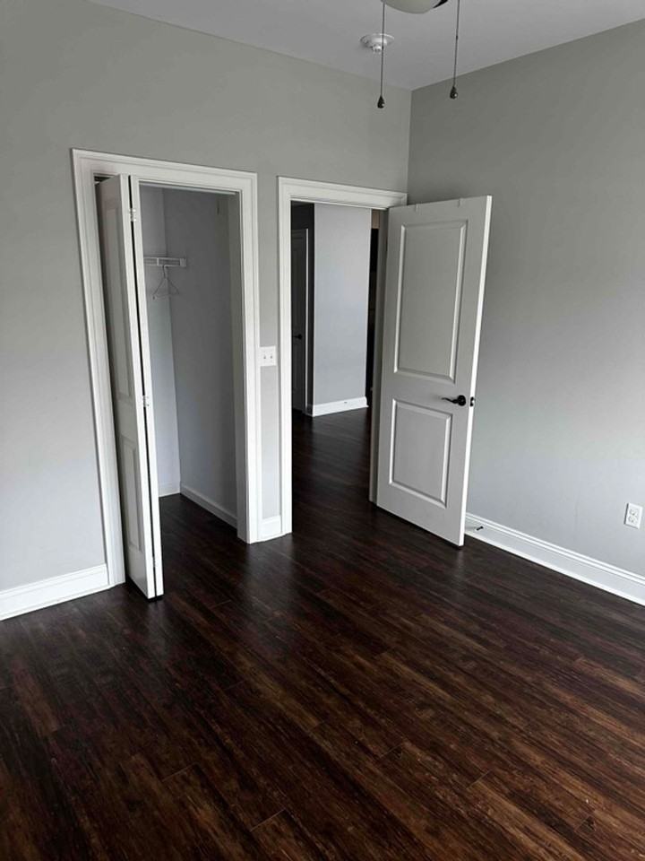 970 Ridge Avenue - Photo 5 of 36