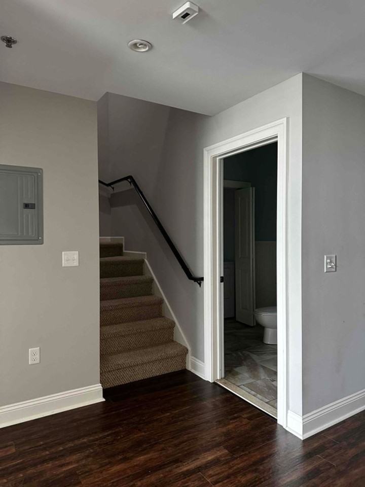 970 Ridge Avenue - Photo 6 of 36