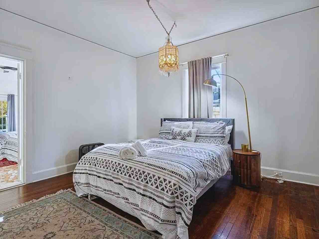 816 Charles Pl - Photo 7 of 24