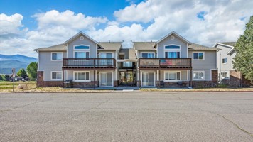 featured image of 585 Redcliff Cir