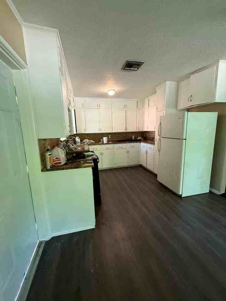 4717 Bruce St - Photo 7 of 7