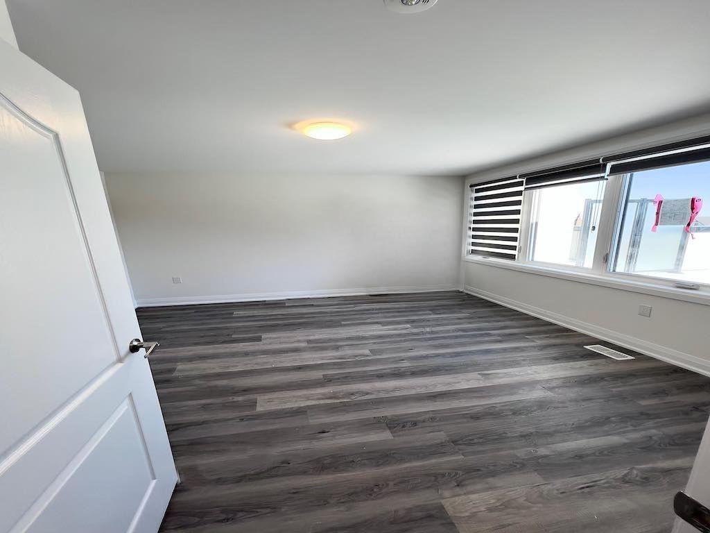 183 Victoria Street North #4 - Photo 3 of 20