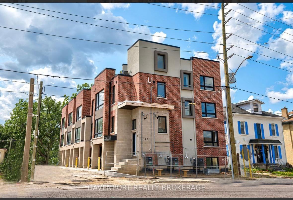 183 Victoria Street North #4 - Photo 5 of 20