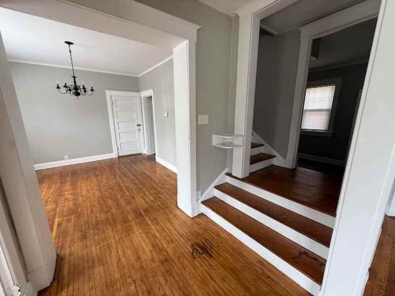 415 N Cooper St - Photo 4 of 15
