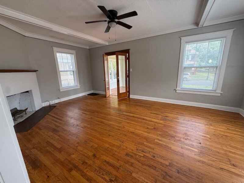 415 N Cooper St - Photo 5 of 15