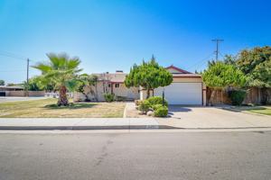 featured image of 2301 Faye Ln