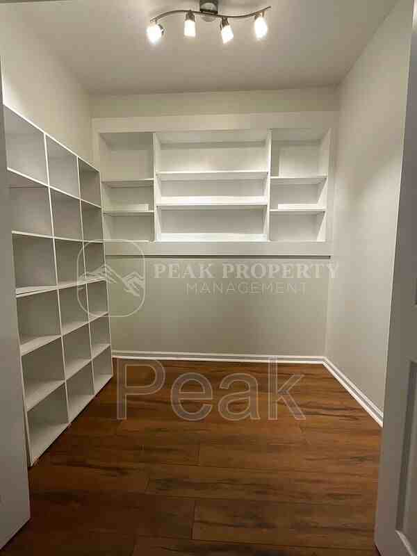 216 Wyndom Ct - Photo 7 of 22