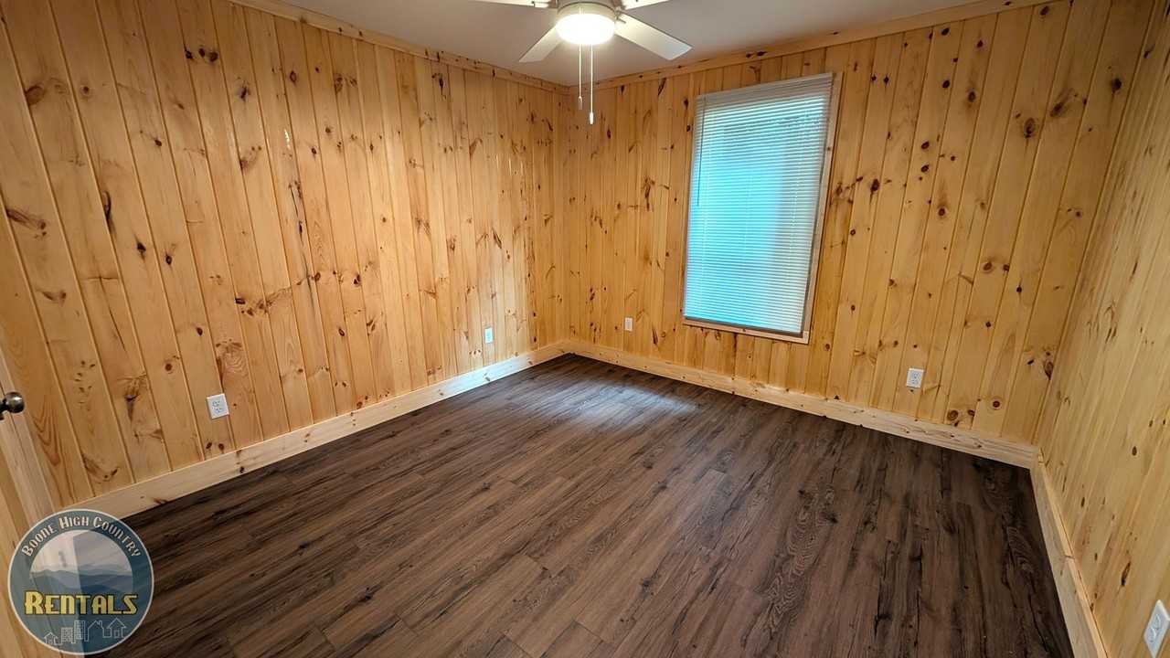 1776 Us Highway 421 N - Photo 2 of 23