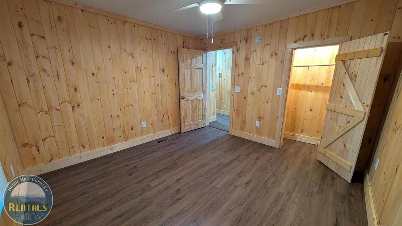 1776 Us Highway 421 N - Photo 3 of 23