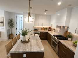 featured image of 428 1/2 Fernleaf Ave