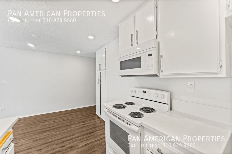 206 Euclid - Photo 4 of 20