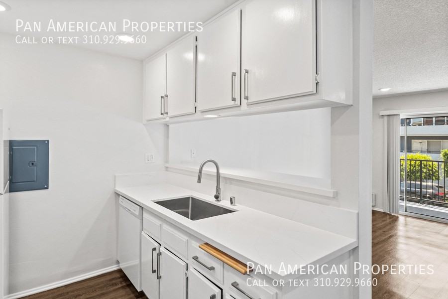 206 Euclid - Photo 6 of 15