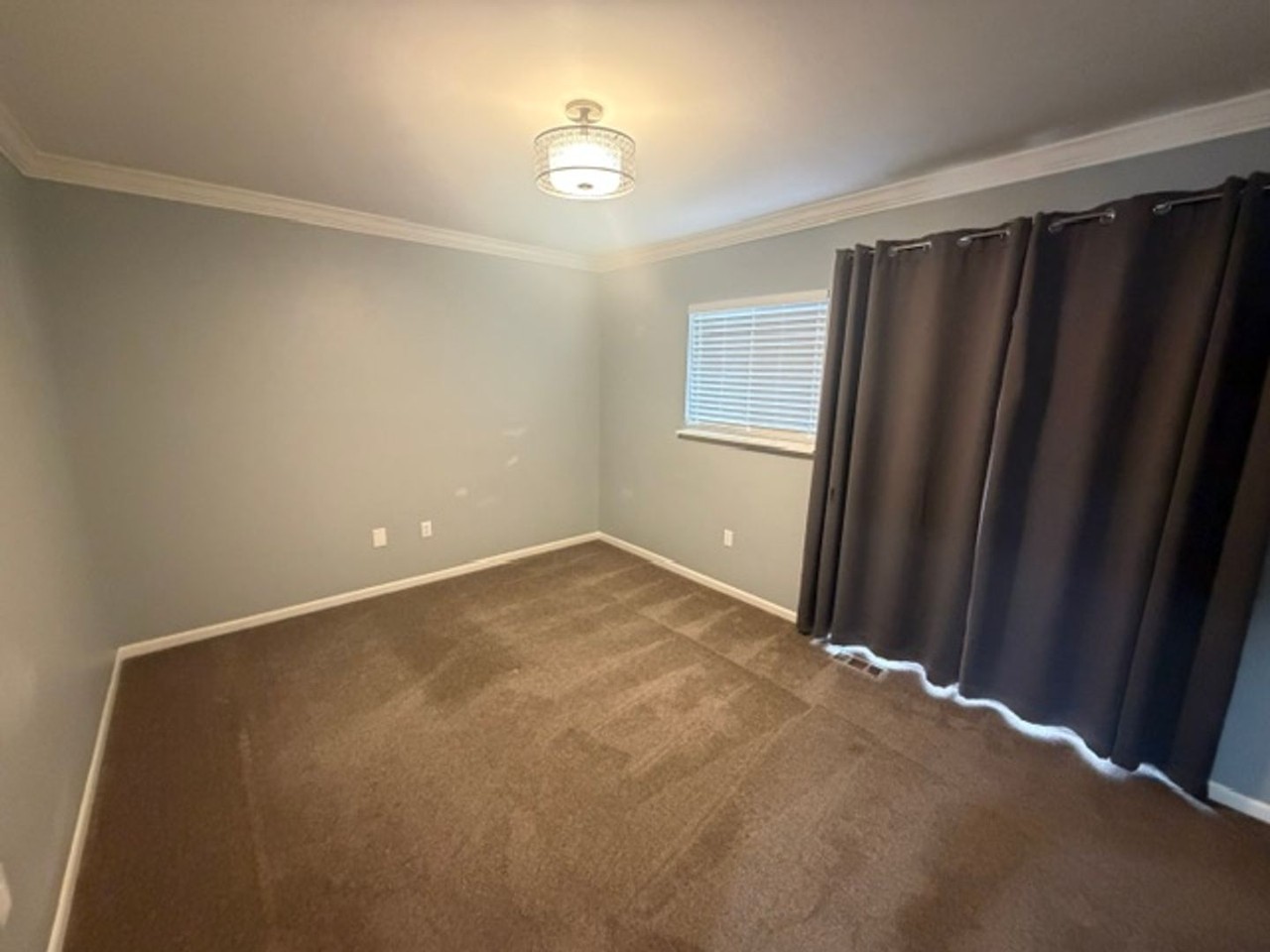 2900 Ross Dr Apt L36 - Photo 6 of 16