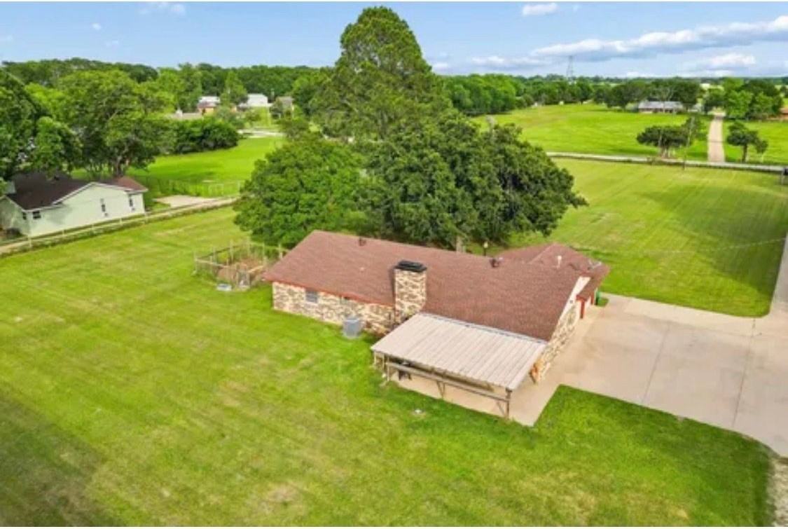 210 Lanier Rd - Photo 3 of 7