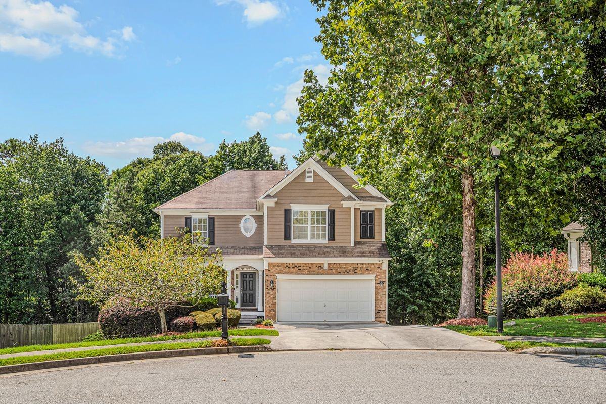 1807 Preserve Creek Way - Photo 2 of 33