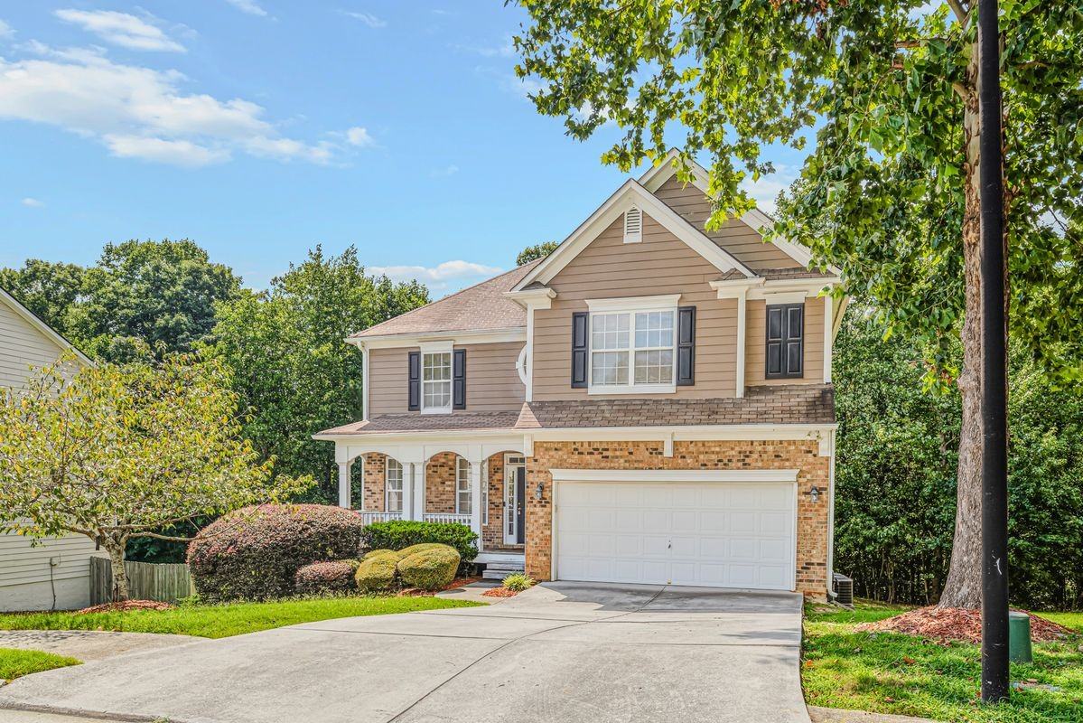 1807 Preserve Creek Way - Photo 3 of 33