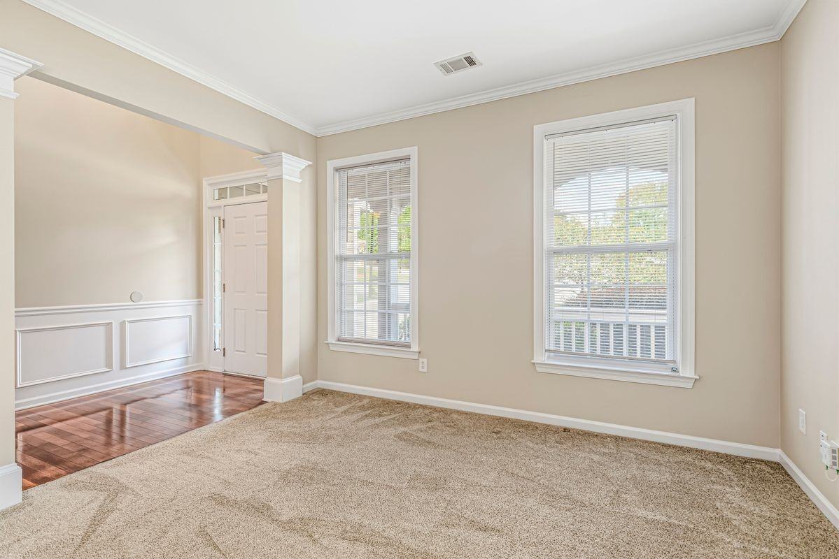 1807 Preserve Creek Way - Photo 5 of 33