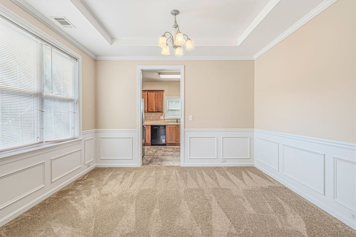 1807 Preserve Creek Way - Photo 6 of 33