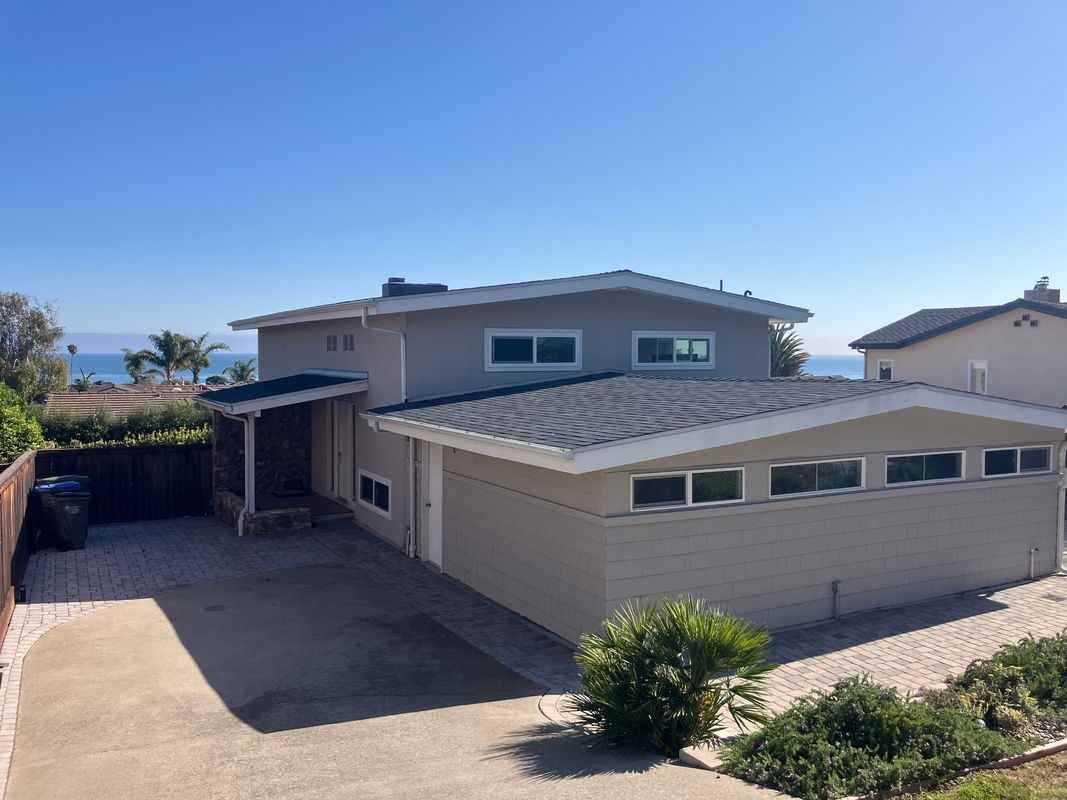 213 El Portal Dr - Photo 2 of 3