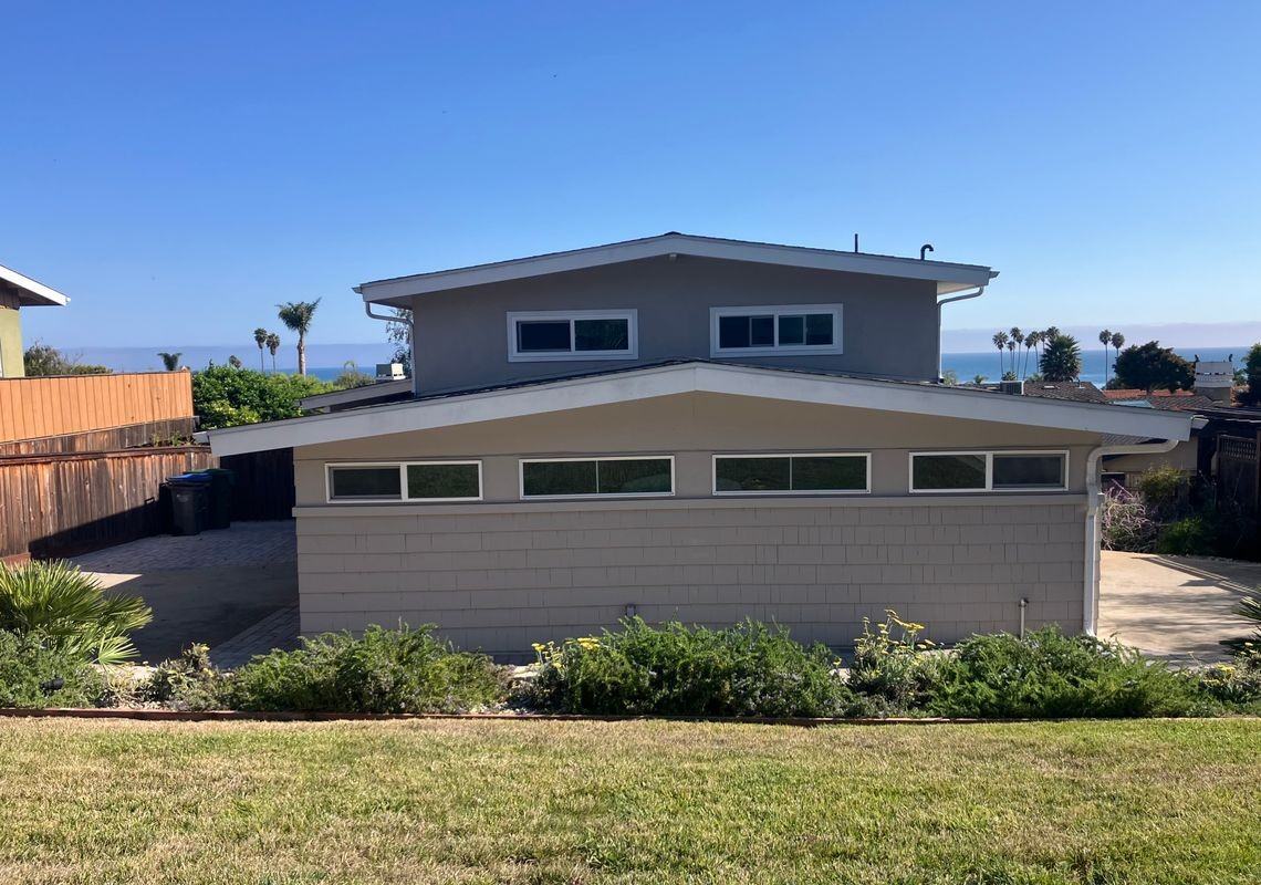213 El Portal Dr - Photo 3 of 3