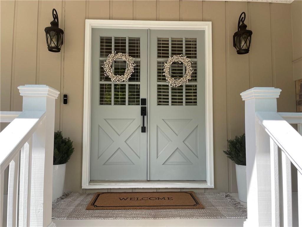 283 Northgate Trce - Photo 2 of 15