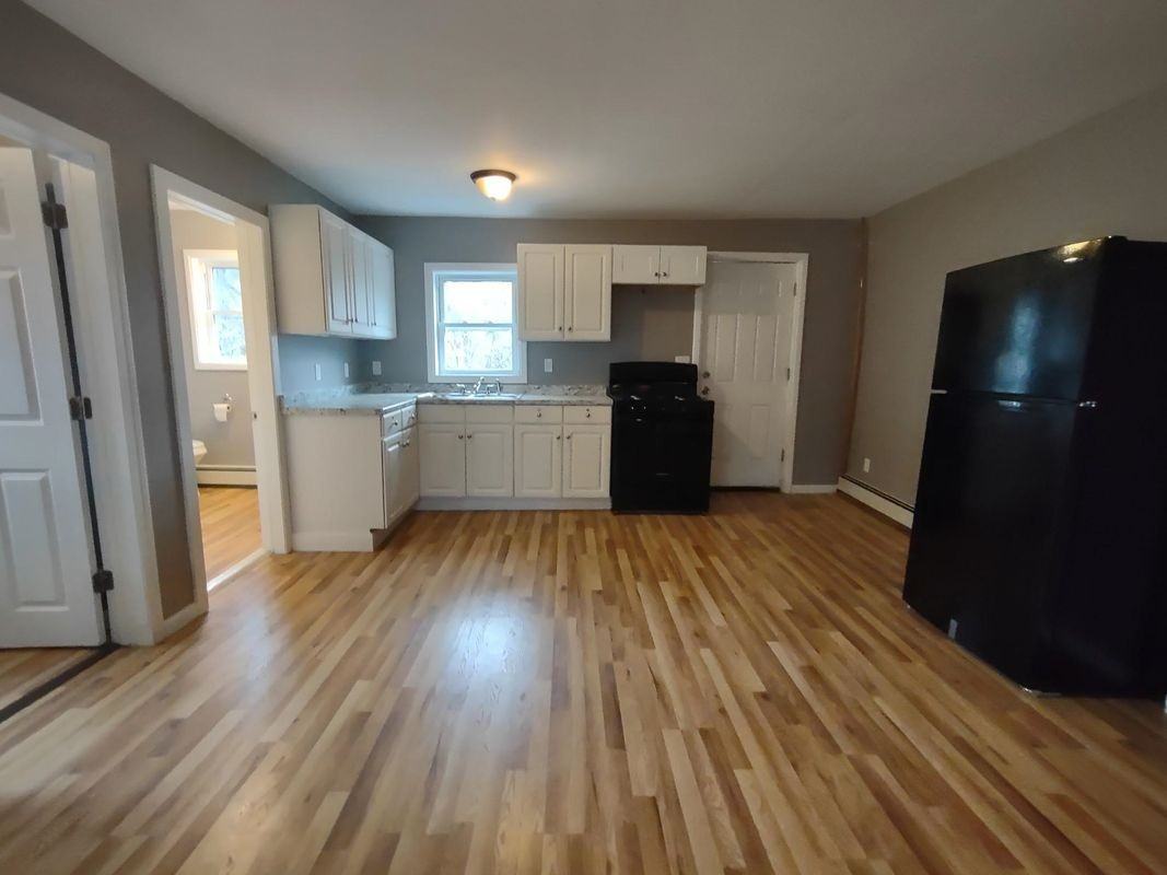 16 Factory St - Photo 2 of 12