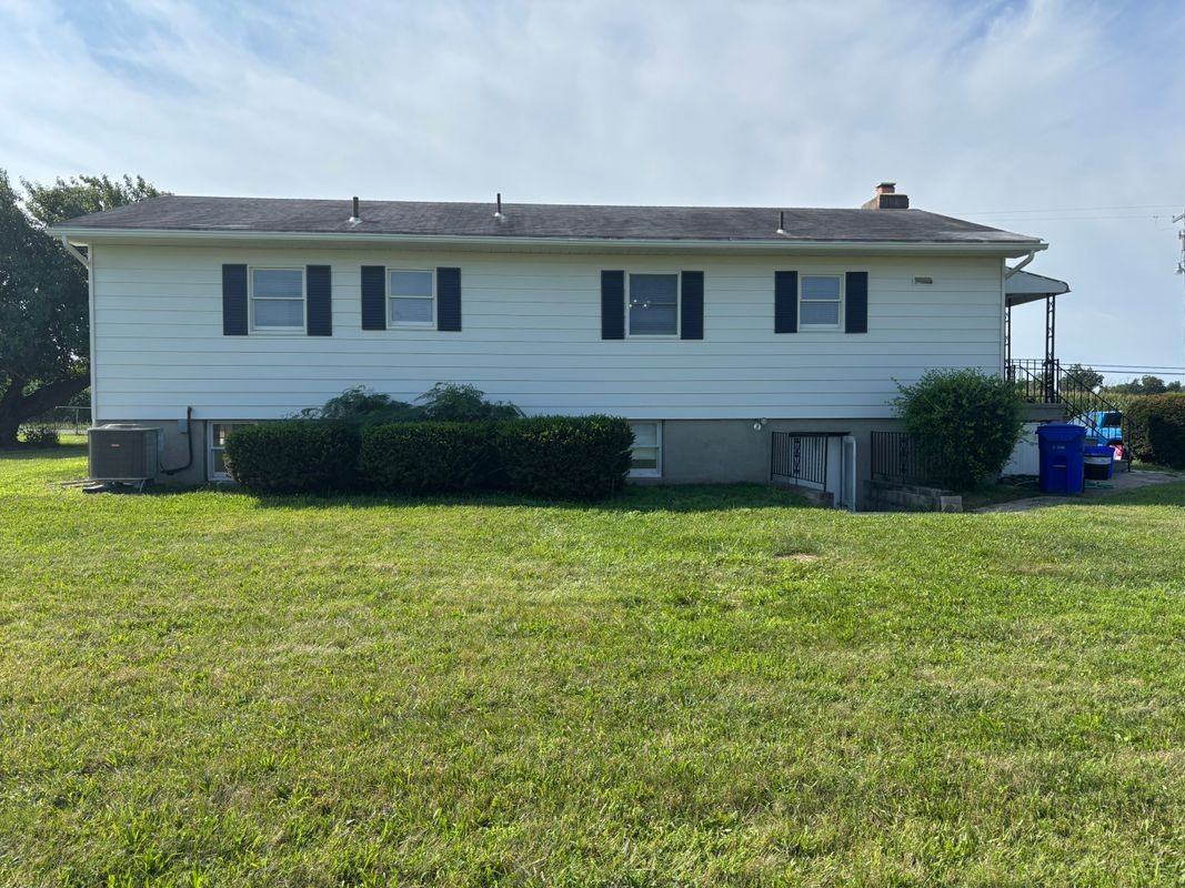 21001 Westerly Rd - Photo 2 of 26