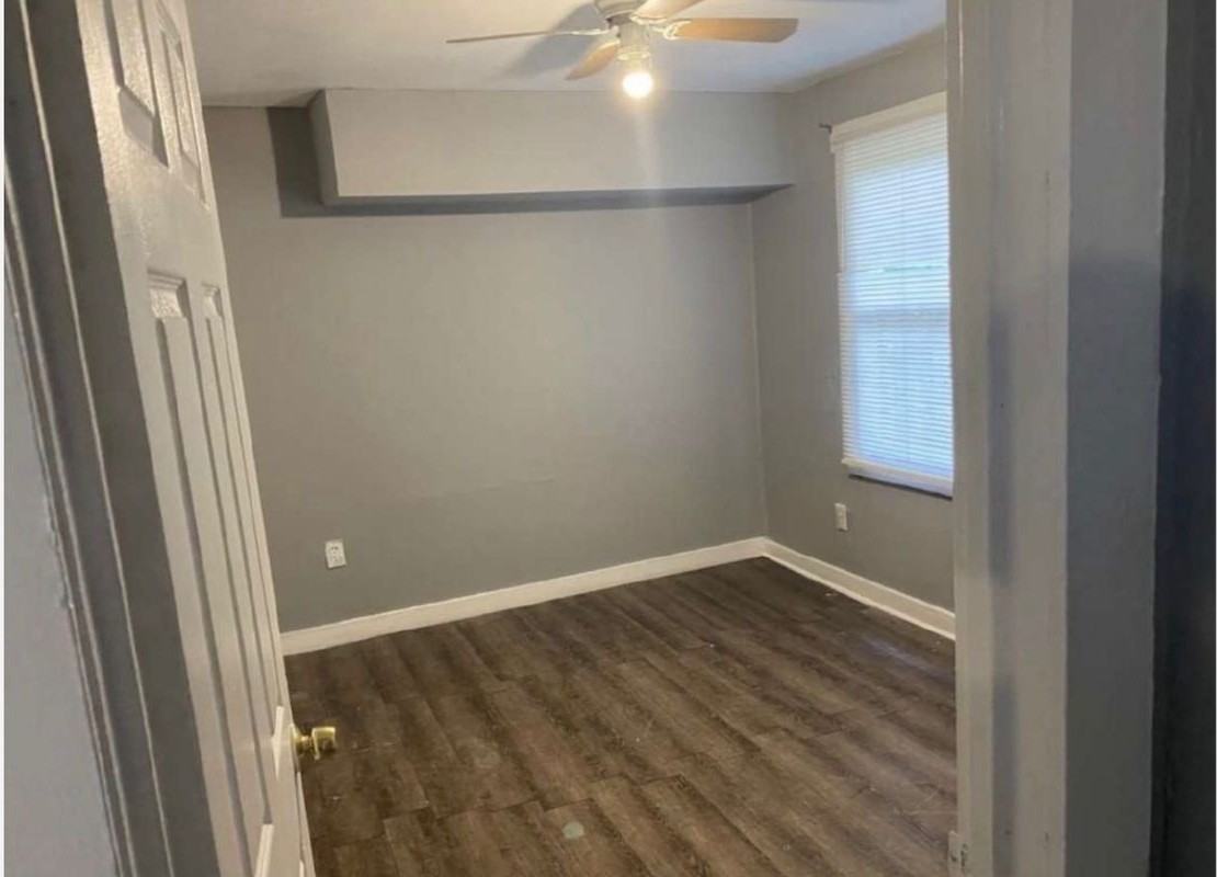 8208 N 14th St - Photo 3 of 20