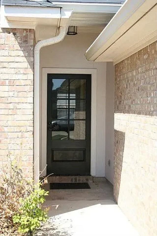 5024 General Polk Dr - Photo 3 of 40